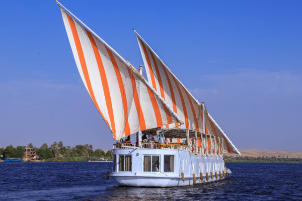 Dahabiya 3 Pyramids - 4 Nights - Luxor - Aswan